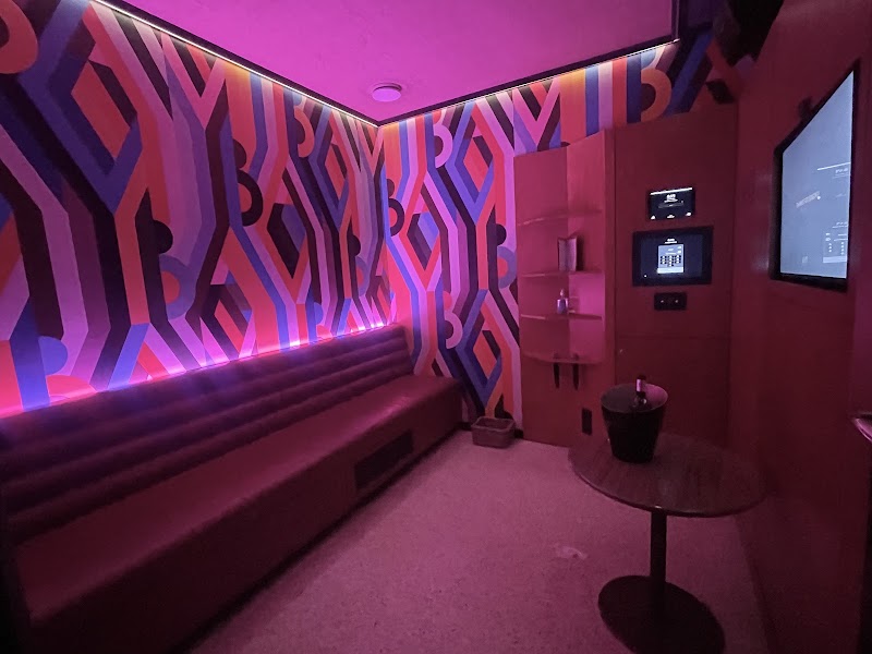 Activité team building BAM Karaoke Box  à Bordeaux chartrons pour événements professionnels