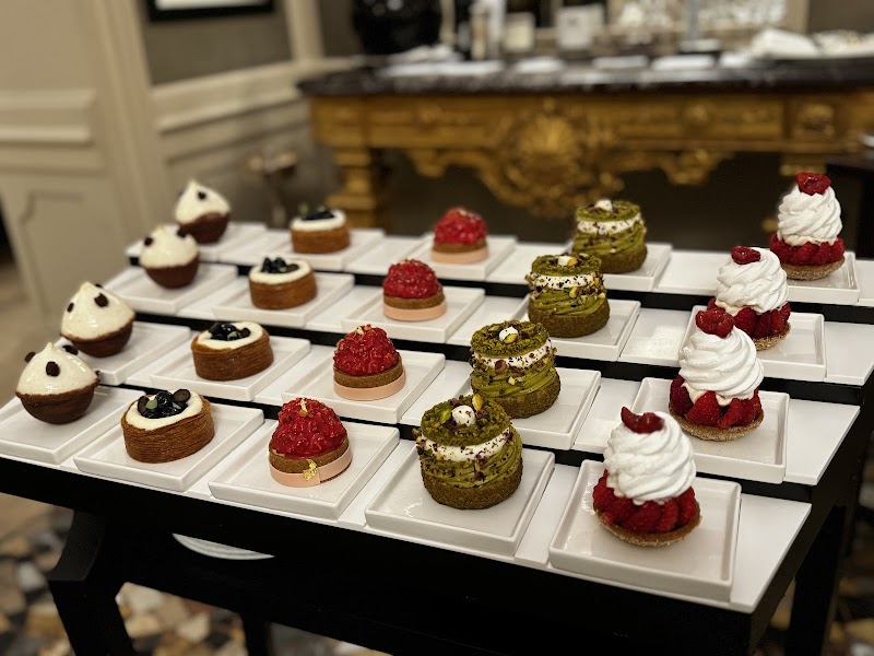 Restaurant gastronomique L'auberge du Pont de Collonges - Paul Bocuse  à Collonges-au-mont-d'or pour événements professionnels