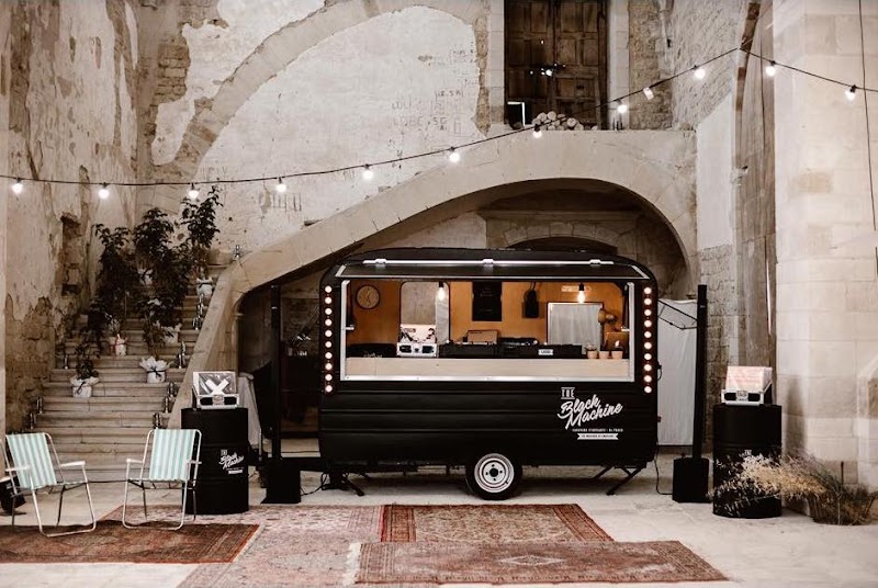 Activité team building LA PLANETA - Créateur d'Univers & Producteur événementiel  à Marseille pour événements professionnels