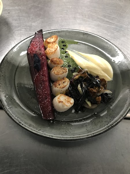 Restaurant gastronomique Auberge de L'abbaye  à Saint-amant-de-boixe pour événements professionnels