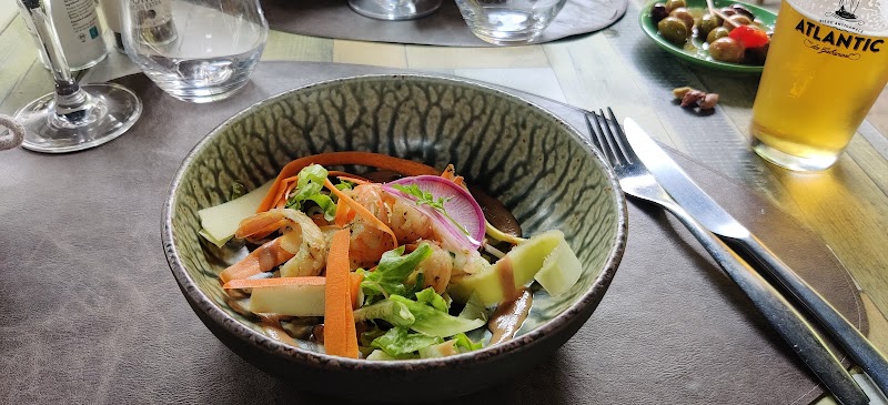 Restaurant gastronomique Auberge de L'abbaye  à Saint-amant-de-boixe pour événements professionnels