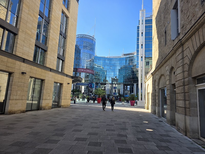 Salle de séminaire Centre de Congrès Cité Mondiale  à Bordeaux pour événements professionnels