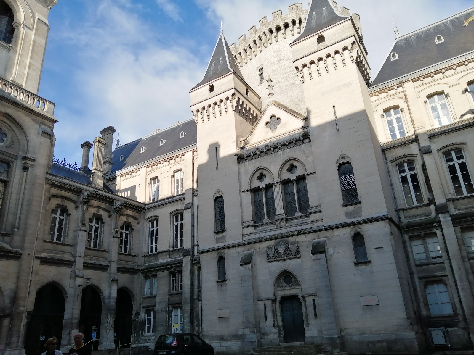 Salle de séminaire CCI Salle Conservatoire  à Angoulême pour événements professionnels