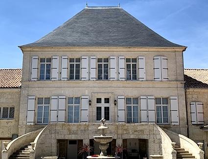 Salle de séminaire Domaine du Roullet  à Roullet-saint-estèphe pour événements professionnels et séminaires