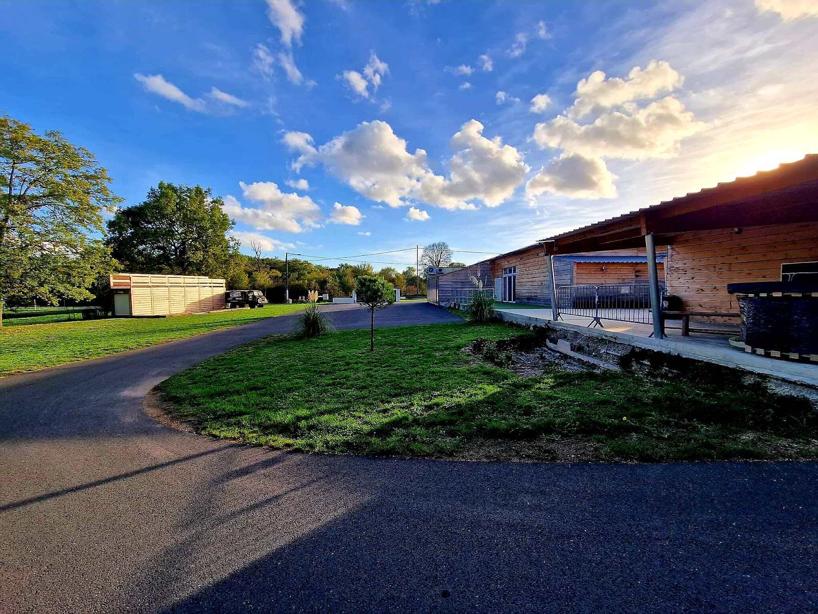 Salle de séminaire Lac des Pins  à Mormac pour événements professionnels