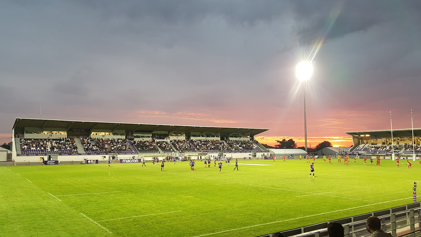 Salle de séminaire Stade Chanzy  à Angoulême pour événements professionnels et séminaires