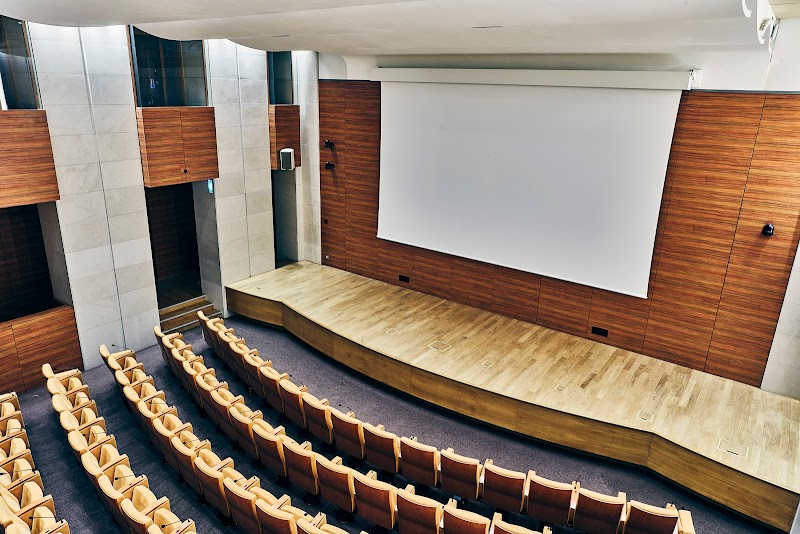 Salle de séminaire Auditorium Paris Center Marceau  à Paris pour événements professionnels et séminaires