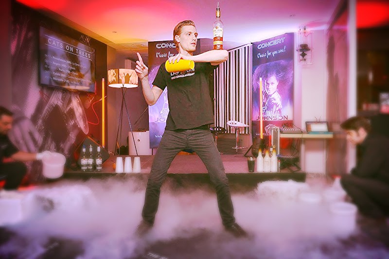 Activité team building AnimationEvenement.com  à Paris pour événements professionnels