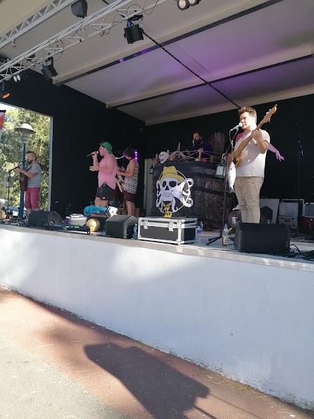 Salle de séminaire Scène de La Pinède  à Les mathes pour événements professionnels et séminaires