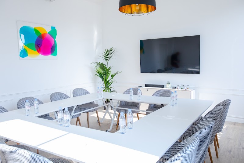 Salle de séminaire L'APPARTEMENT - Salle de réunion  à Nice pour événements professionnels et séminaires