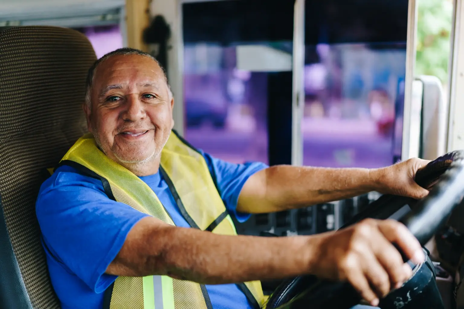 Tráiler circulando en carretera