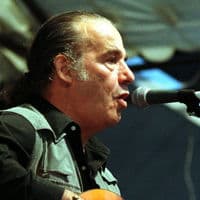 Óscar Chávez