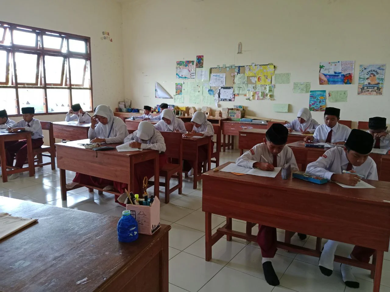 Asesmen Sumatif Akhir Semester 1SD POMOSDA - foto 1