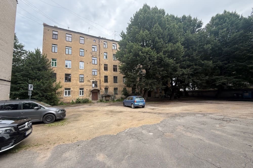 Valguma iela 17, Āgenskalns, Rīga