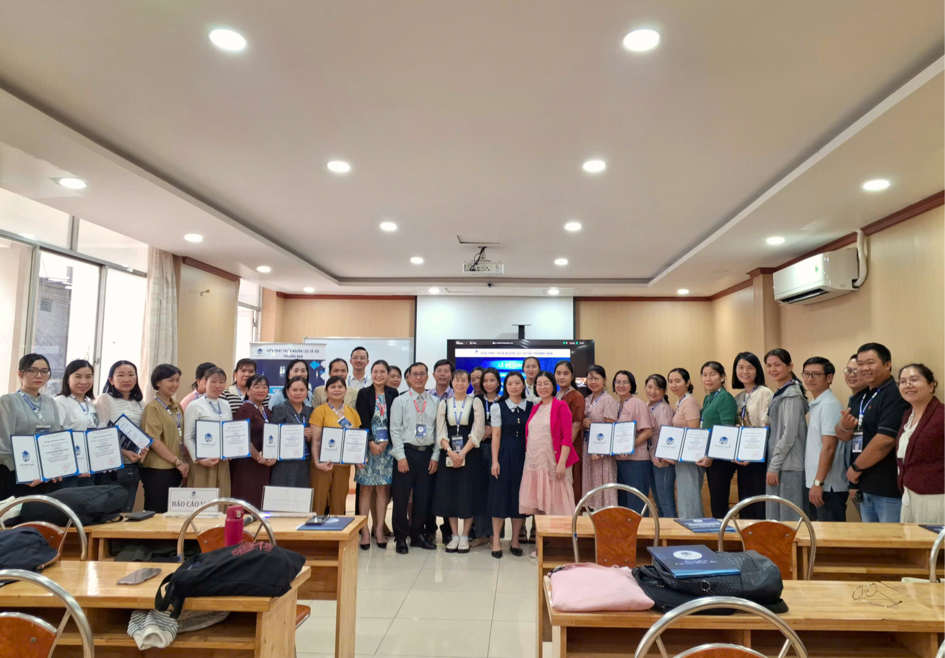 Featured <span>Images</span> 12