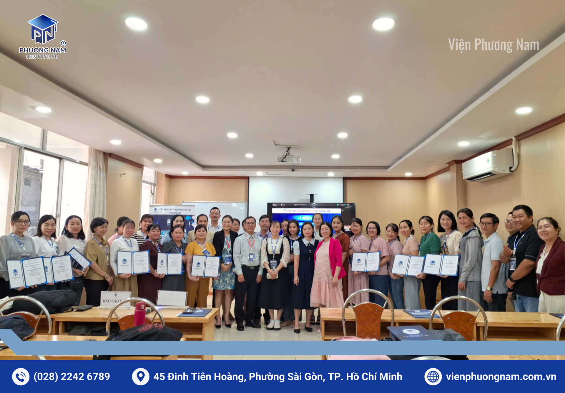 PHUONG NAM INSTITUTE ORGANIZED THE CLOSING CEREMONY FOR THE TRAINING COURSE “APPLICATION OF AI IN NURSING PRACTICE”