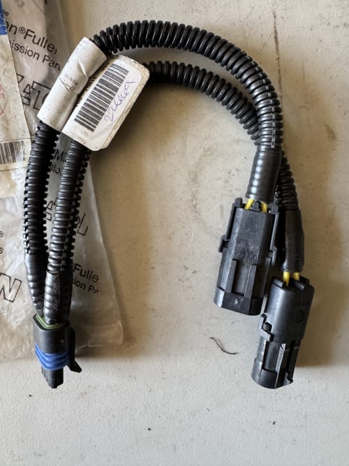 Conector sensor de velocidad corto