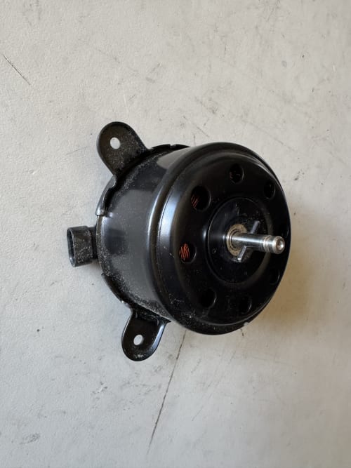 motor para ventilador Chrysler caravan 96-00