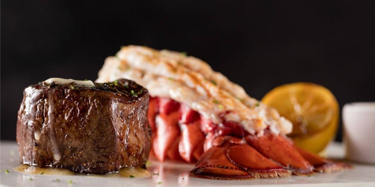 Fleming’s Prime Steakhouse & Wine Bar