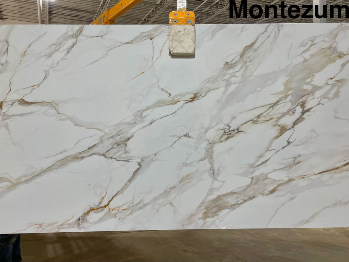Calacatta Montezuma jumbo