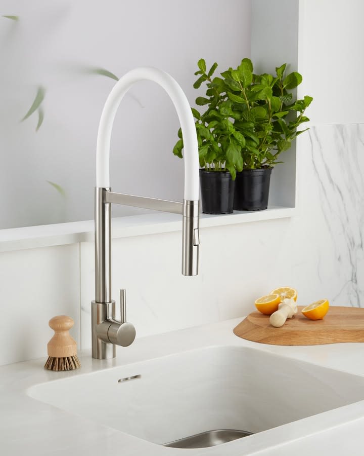 Perfect Kitchen Tapware: Style & Functionality