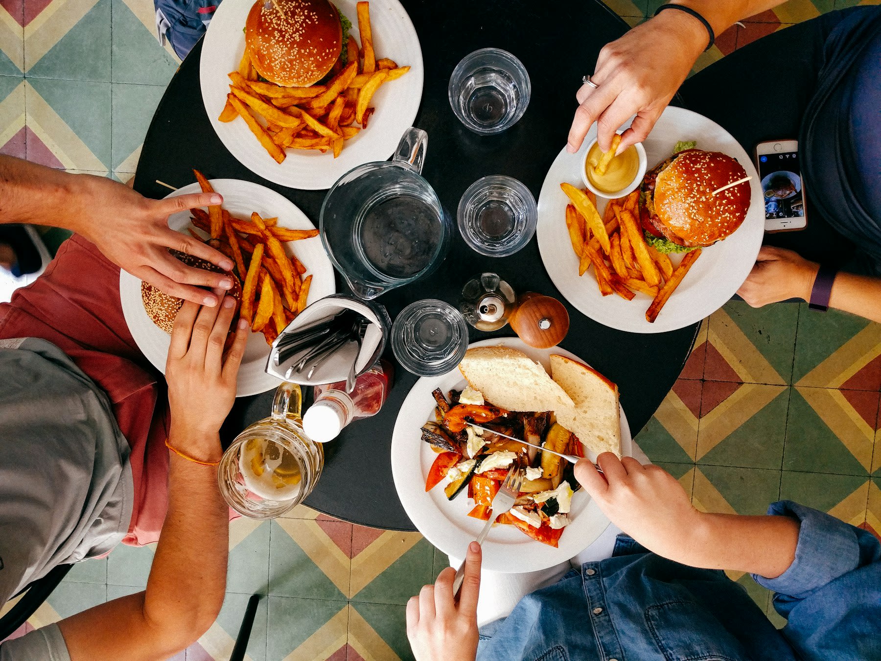 Dapur restoran sibuk