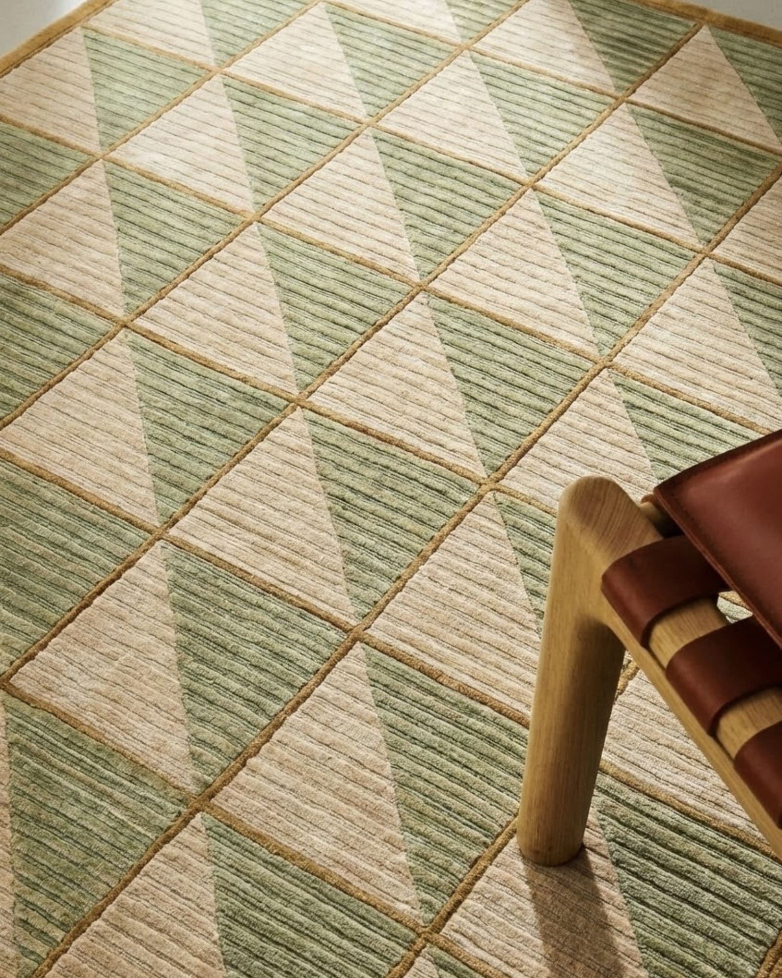 Gabbeh-Style Geometric Grid Rug, Iran modern rug, in green / olive, Silk & Wool, 183 × 274 cm, Nasim Carpets Malaysia — view 2
