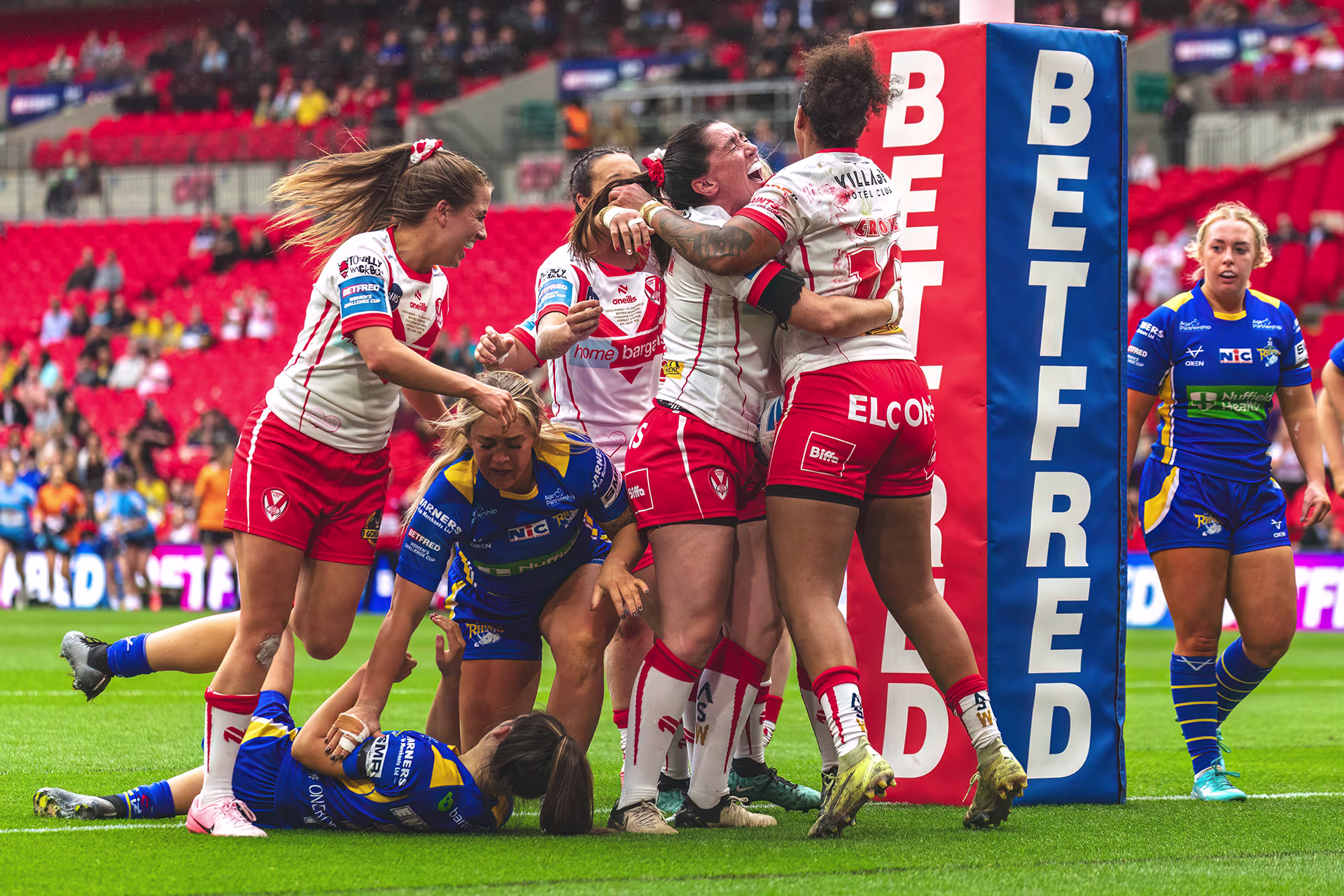 St Helens Women's Team Rugby celebrating