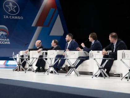 Оснащение школ для занятий самбо должно вестись в рамках программы капремонта — Михаил Развожаев