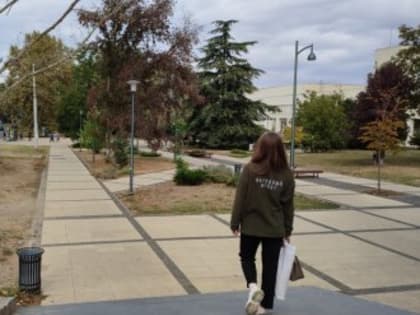 На подрядчика благоустройства сквера у ДКП Симферополя подали в суд