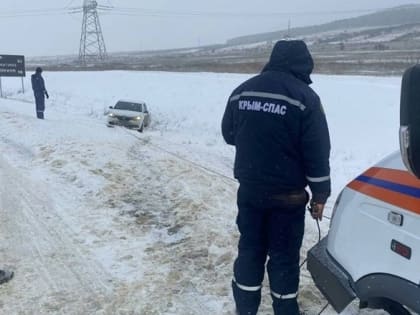 Снег «пошалил» в Крыму
