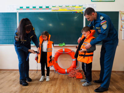 Осторожно! Тонкий лед!  В школах Черноморского района  проходят уроки безопасности