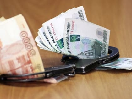 Севастополец тайком вынес из торгового центра сейф с деньгами