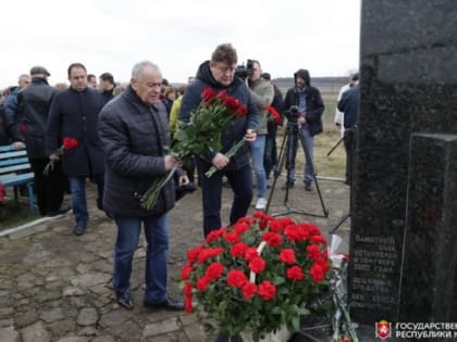 В Крыму почтили память расстрелянных в годы Великой Отечественной войны крымчаков и евреев