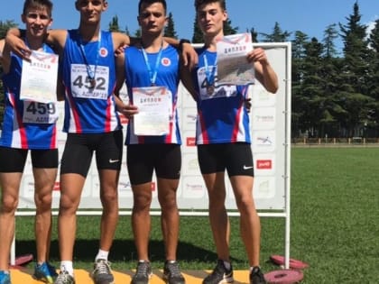 Сборная Крыма (U-18) взяла "бронзу" первенства России по эстафетному бегу