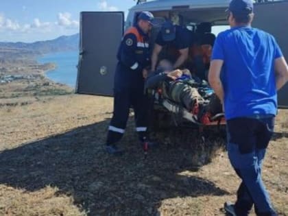 В Крыму парапланерист совершил жесткую посадку