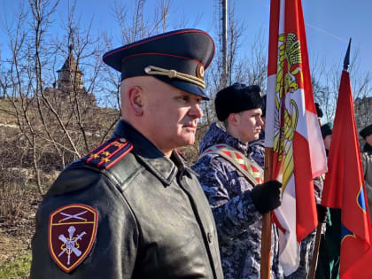 Севастопольские росгвардейцы почтили память легендарного контр-адмирала Владимира Истомина