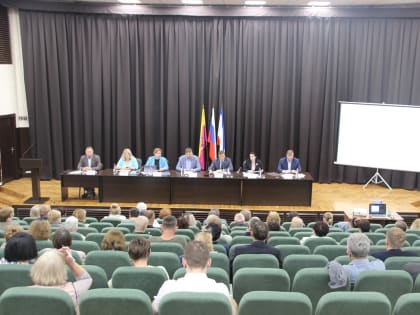 Ялтинцы стали участниками круглого стола - «Хартия солидарности в сфере ЖКХ»