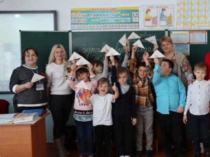 Сотрудники Музея-заповедника «Калос Лиман» проводят выездные уроки мужества в школах