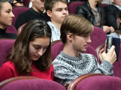 Около 13 тыс россиян устроились на работу по программе субсидирования найма