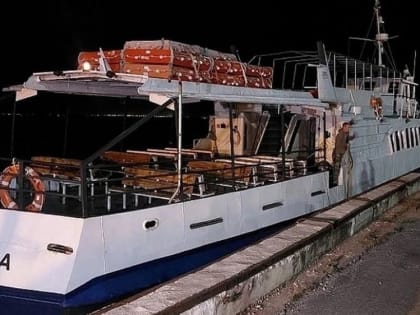 Керченская паромная переправа на 14 января перевезла 63 тысячи пассажиров