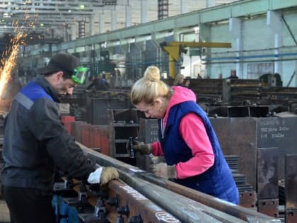 И сами с усами