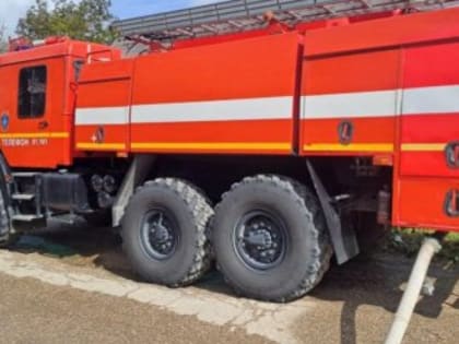 В Джанкое всю ночь тушили пожар на мусорном полигоне