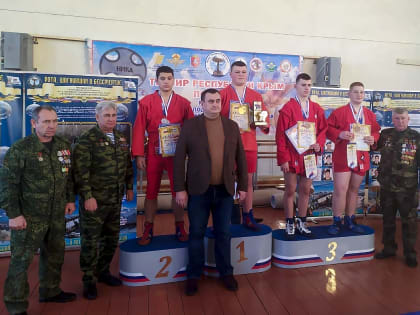 Черноморские самбисты приняли  участие в республиканском  турнире по самбо