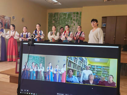 Работники культуры Черноморского района  и города Тюмень провели телемост