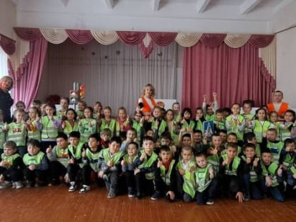 Сотрудники Госавтоинспекции Симферопольского района провели профилактическое мероприятие «Пешеход. Пешеходный переход!»