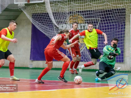 "ПАРК Лига Крыма". Обзор матчей от 11 и 12 февраля (ВИДЕО)