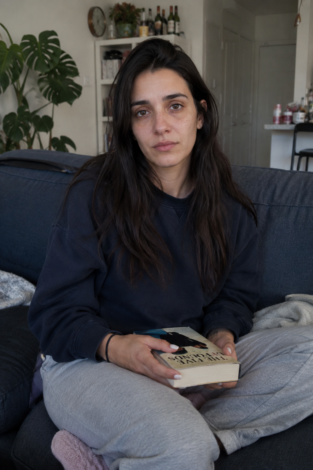 Week-by-week azelaic acid skin diary — before and after acne, dark spots, and redness improvement over 30 days