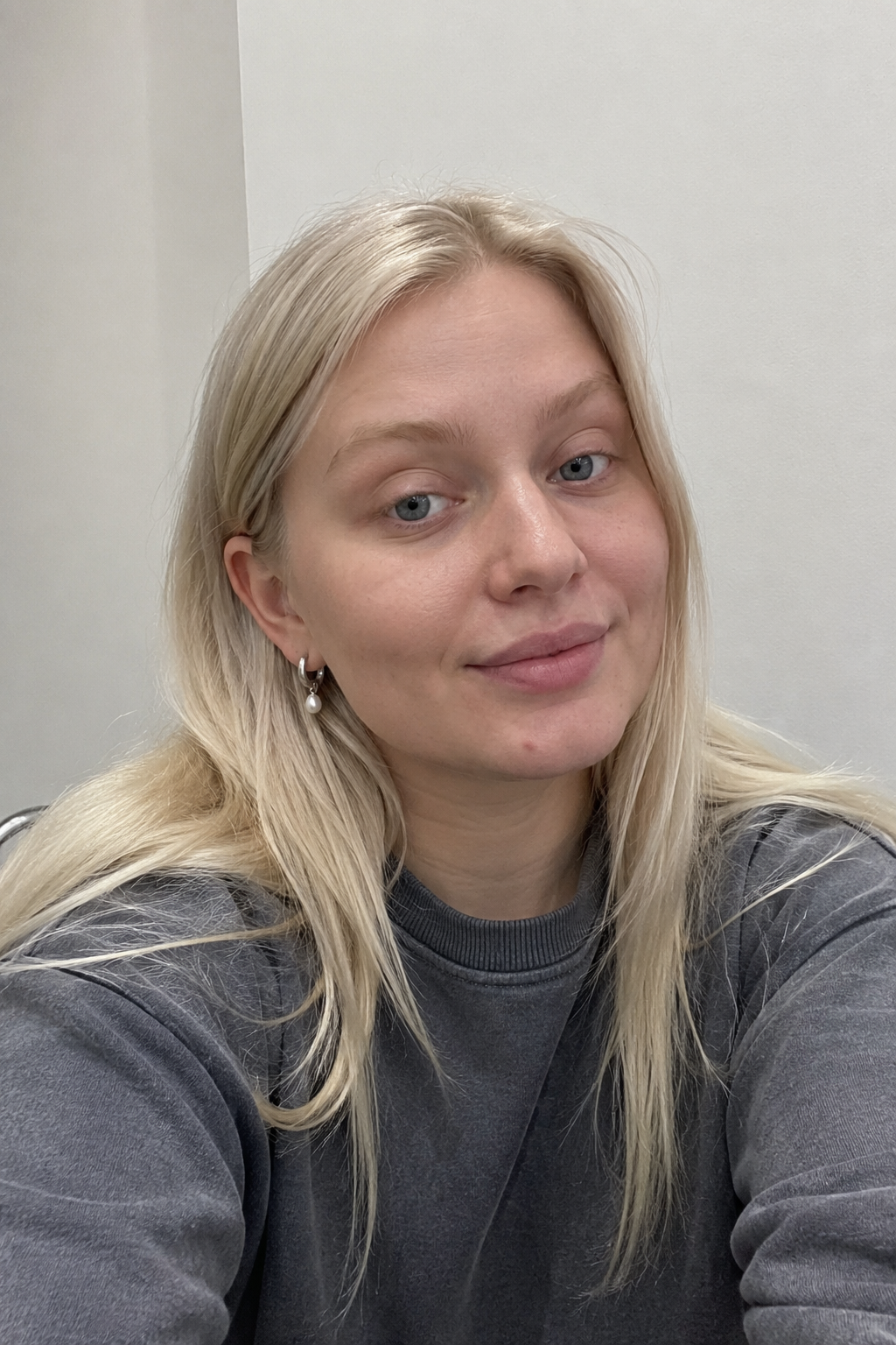Glowing healthy skin close-up after following a skin longevity routine for 30 days showing calm resilient skin