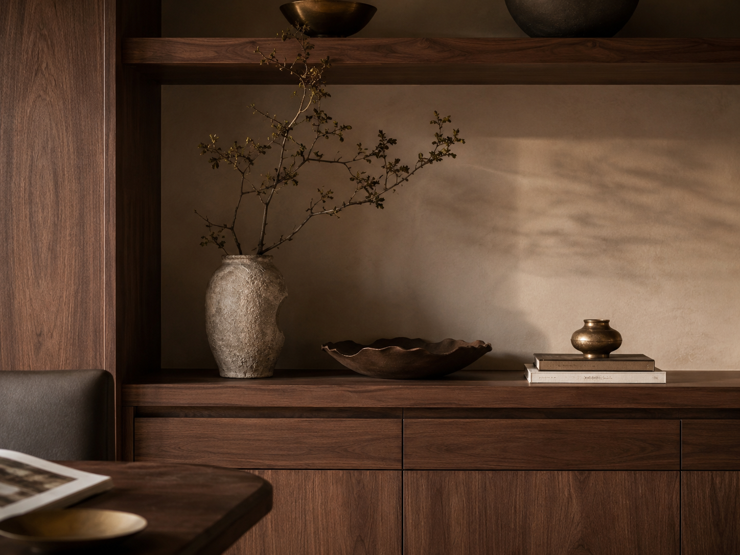 Refined interior styled with a few carefully chosen pieces of exceptional quality